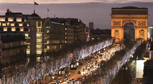 Champs Elysées près de l'Hôtel AGENOR, hôtel 3 étoiles quartier Montparnasse, chambres d'hôtel à Paris dans le 14ème arrondissement