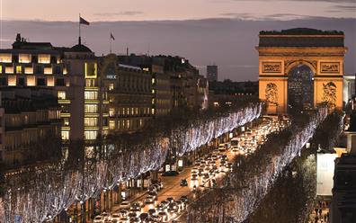 Champs Elysées près de l'Hôtel AGENOR, hôtel 3 étoiles quartier Montparnasse, chambres d'hôtel à Paris dans le 14ème arrondissement