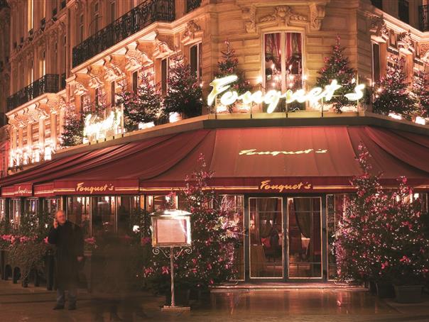 Champs Elysées près de l'Hôtel AGENOR, hôtel 3 étoiles quartier Montparnasse, chambres d'hôtel à Paris dans le 14ème arrondissement