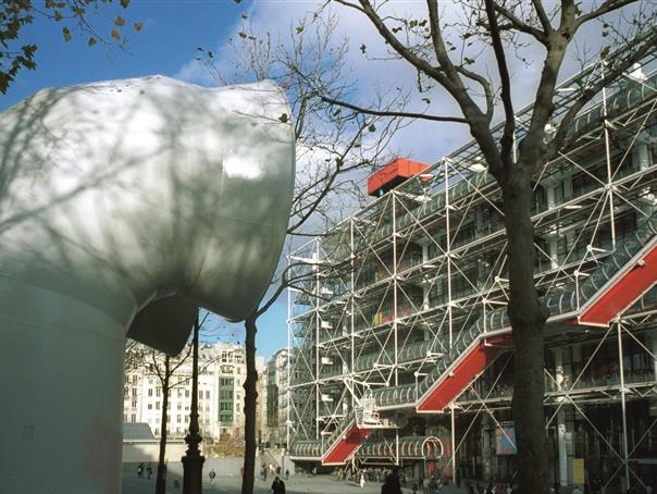 Centre Pompidou près de l'Hôtel AGENOR, hôtel 3 étoiles quartier Montparnasse, chambres d'hôtel à Paris dans le 14ème arrondissement